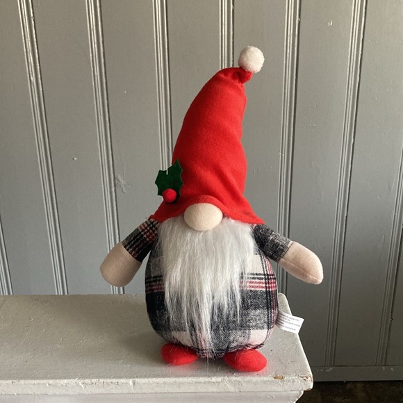 NWT- 16” Adorable Red Hat- Black, White & Red Plaid- Holiday Gnome Decorations - Picture 7 of 17